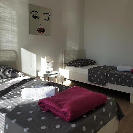 Premium Apartments Adore Novalja Bagian luar foto