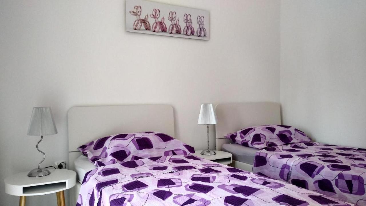 Premium Apartments Adore Novalja Bagian luar foto
