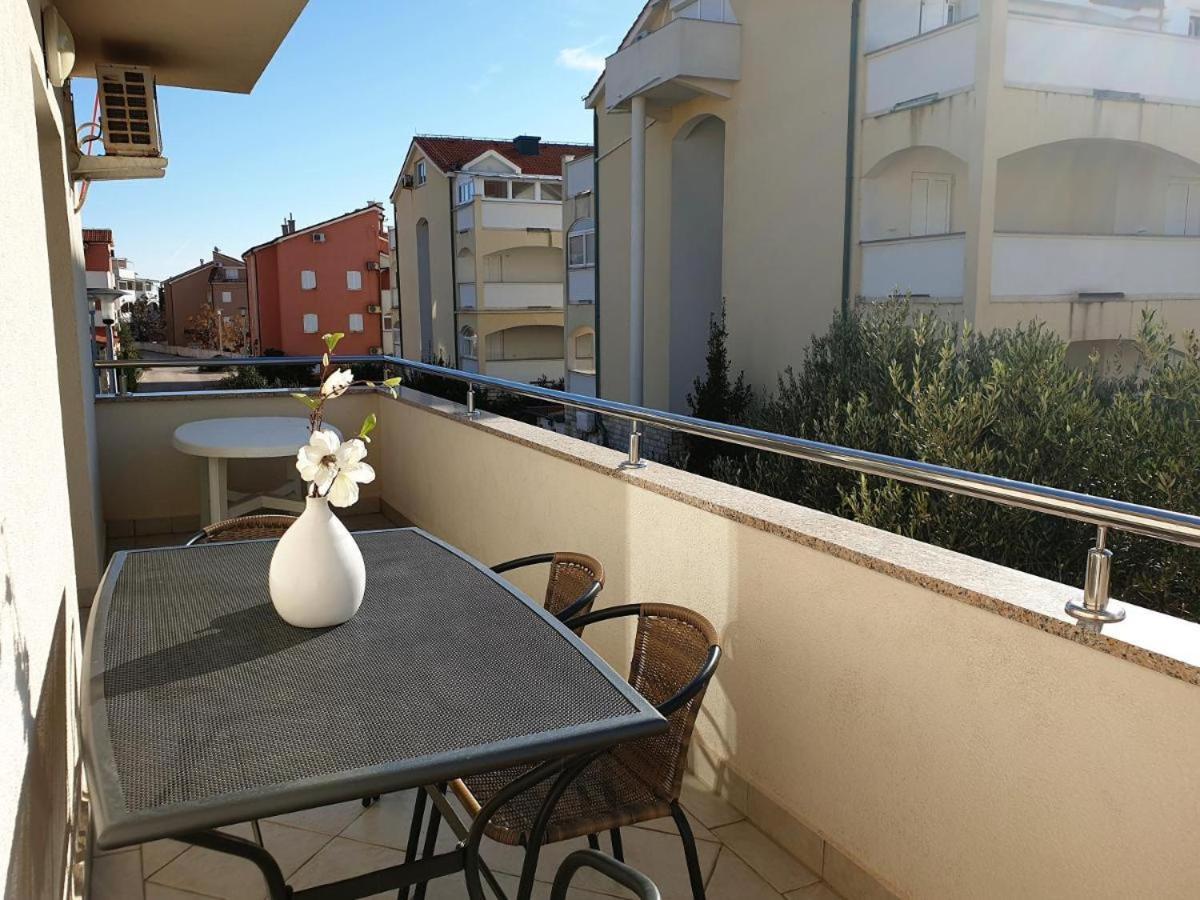 Premium Apartments Adore Novalja Bagian luar foto
