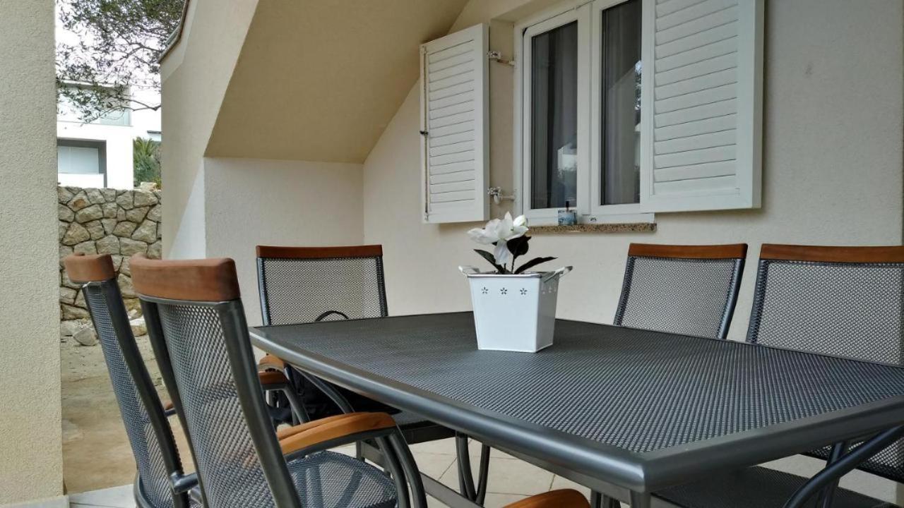 Premium Apartments Adore Novalja Bagian luar foto