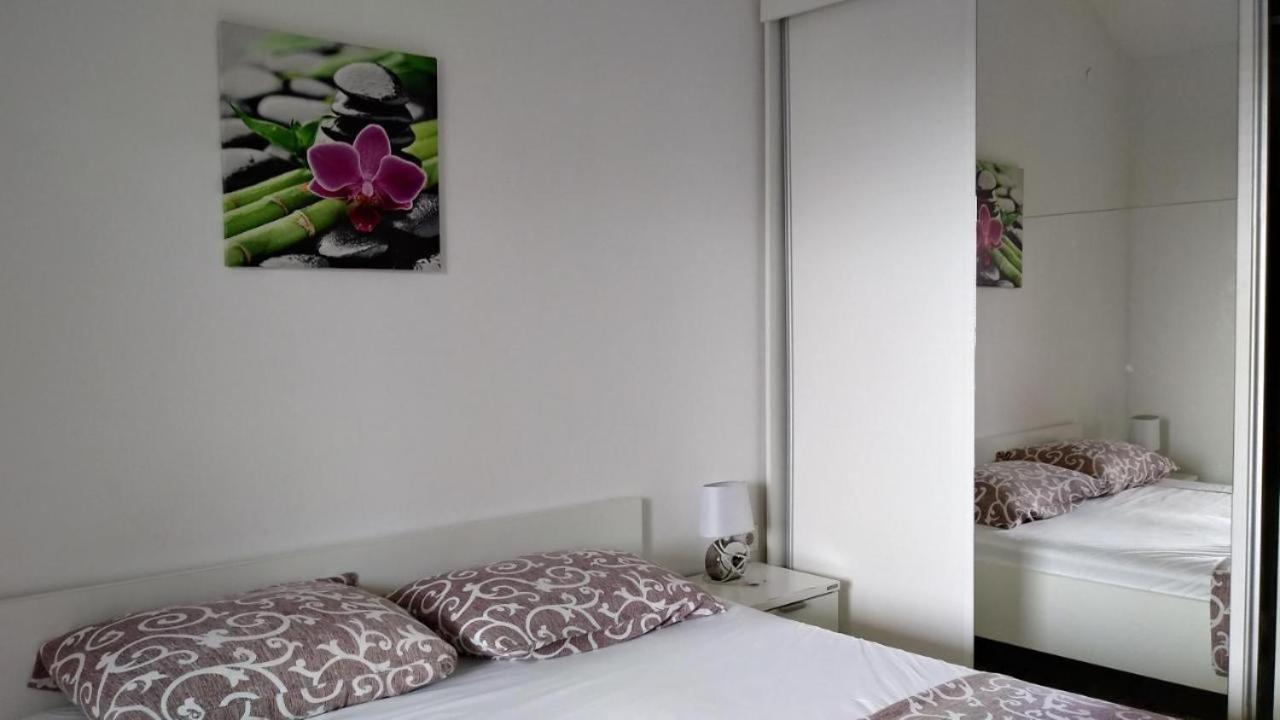 Premium Apartments Adore Novalja Bagian luar foto