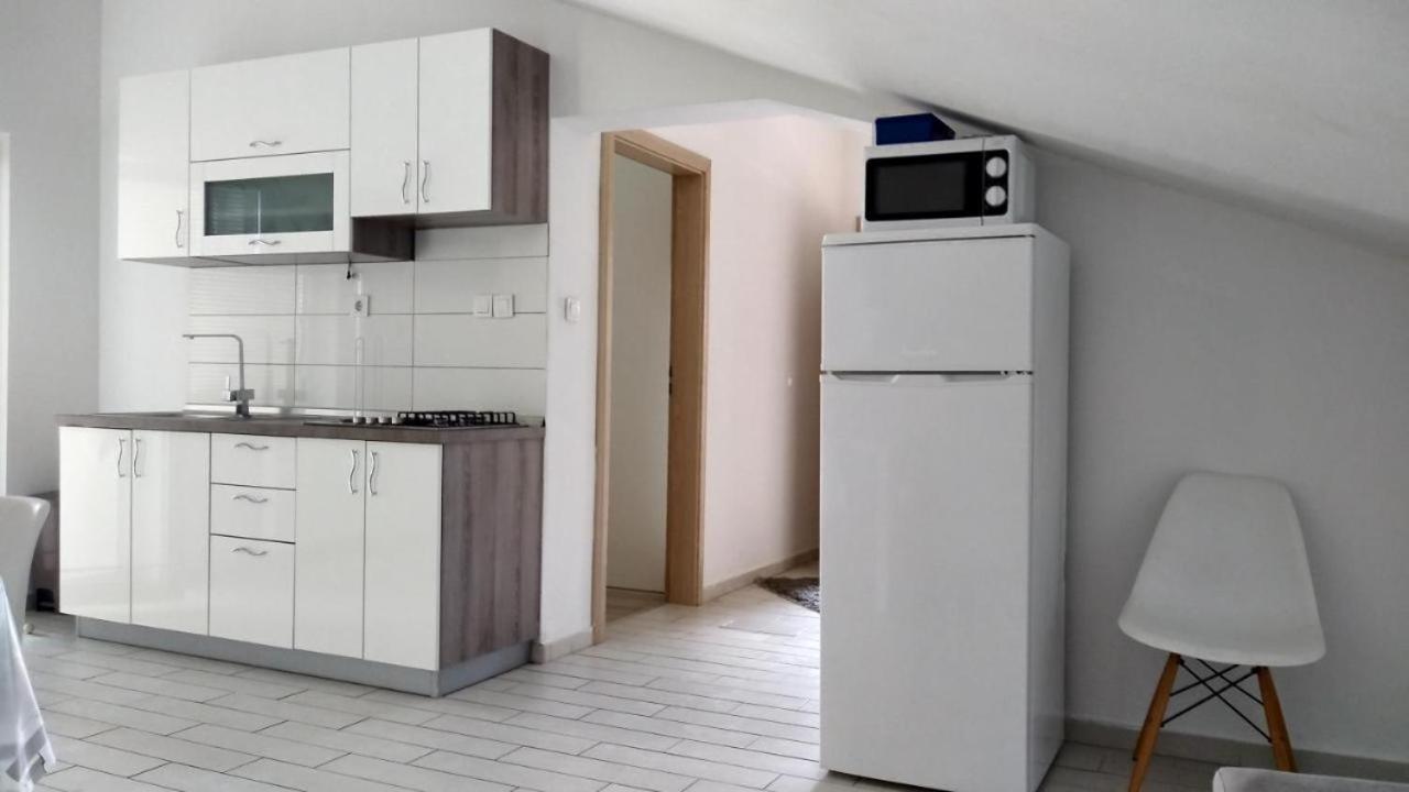Premium Apartments Adore Novalja Bagian luar foto