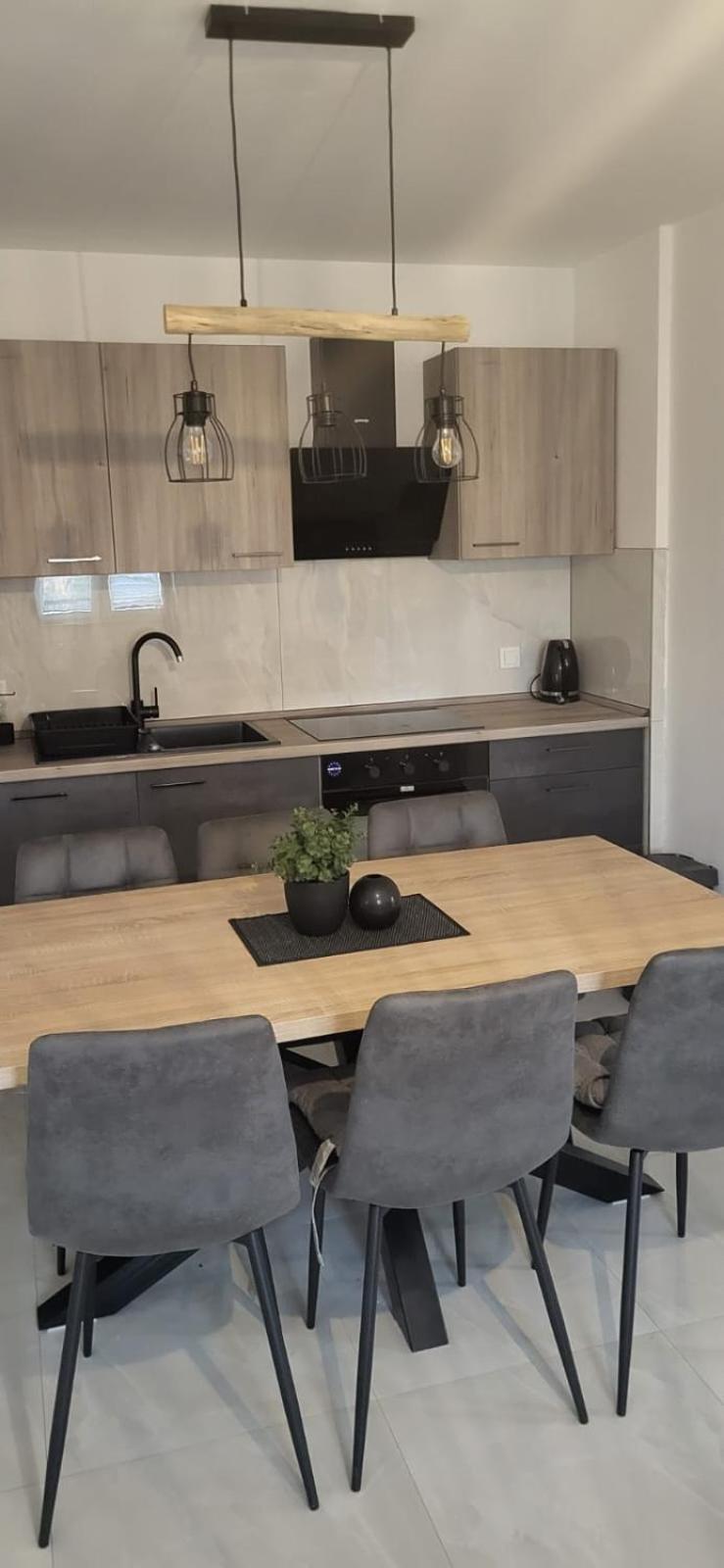 Premium Apartments Adore Novalja Bagian luar foto