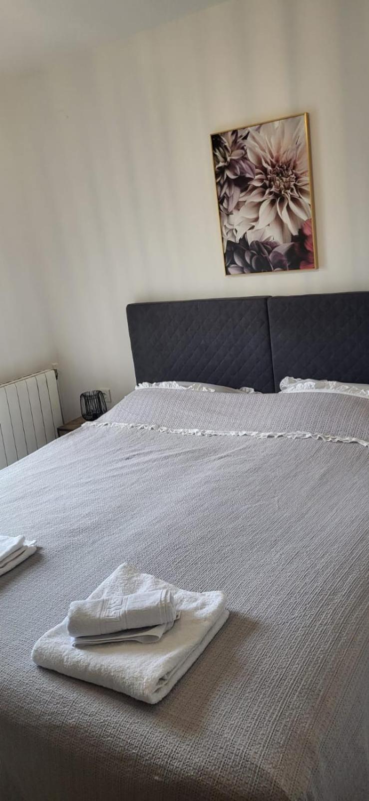 Premium Apartments Adore Novalja Bagian luar foto